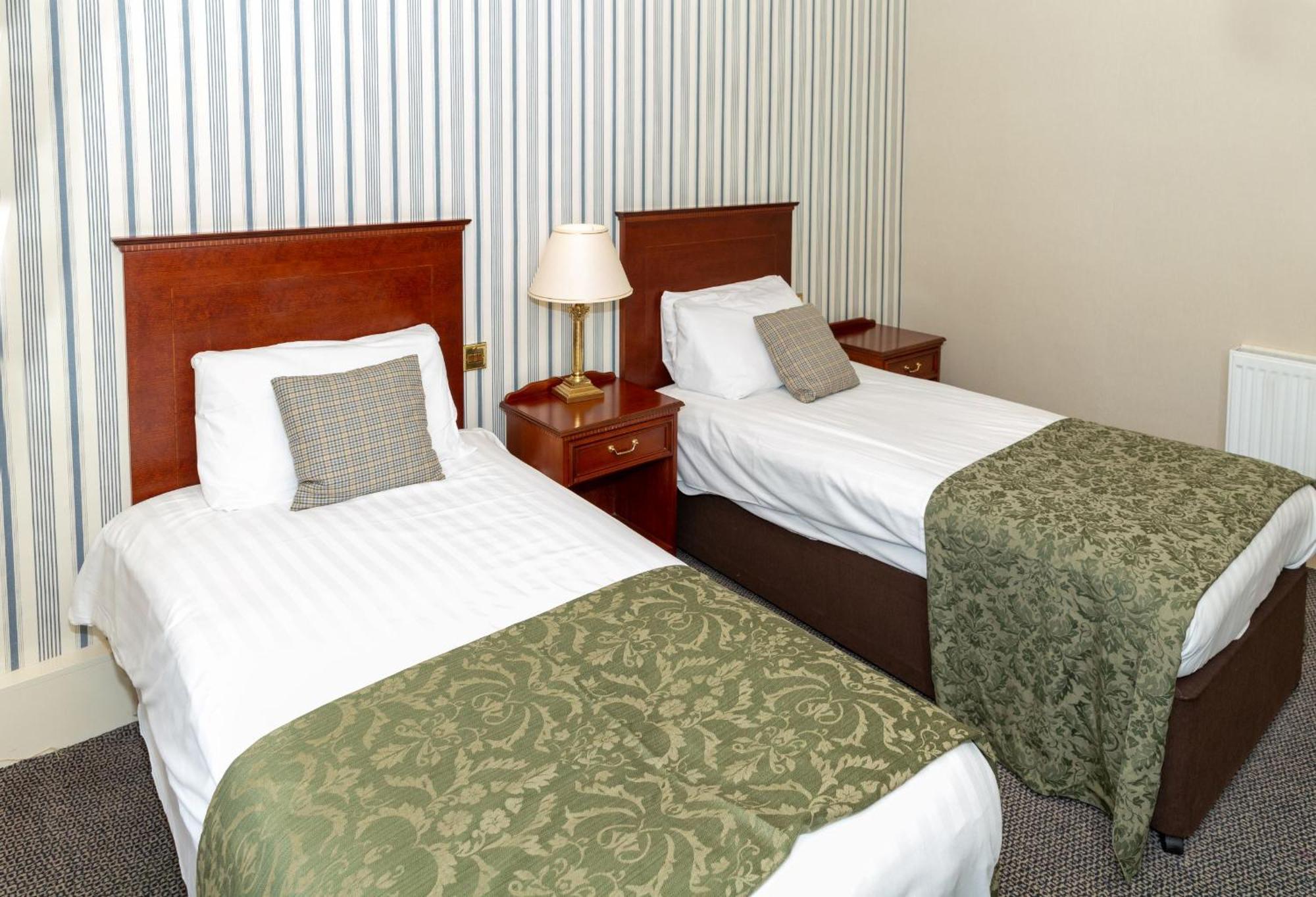 Cumbria Grand Отель 3*